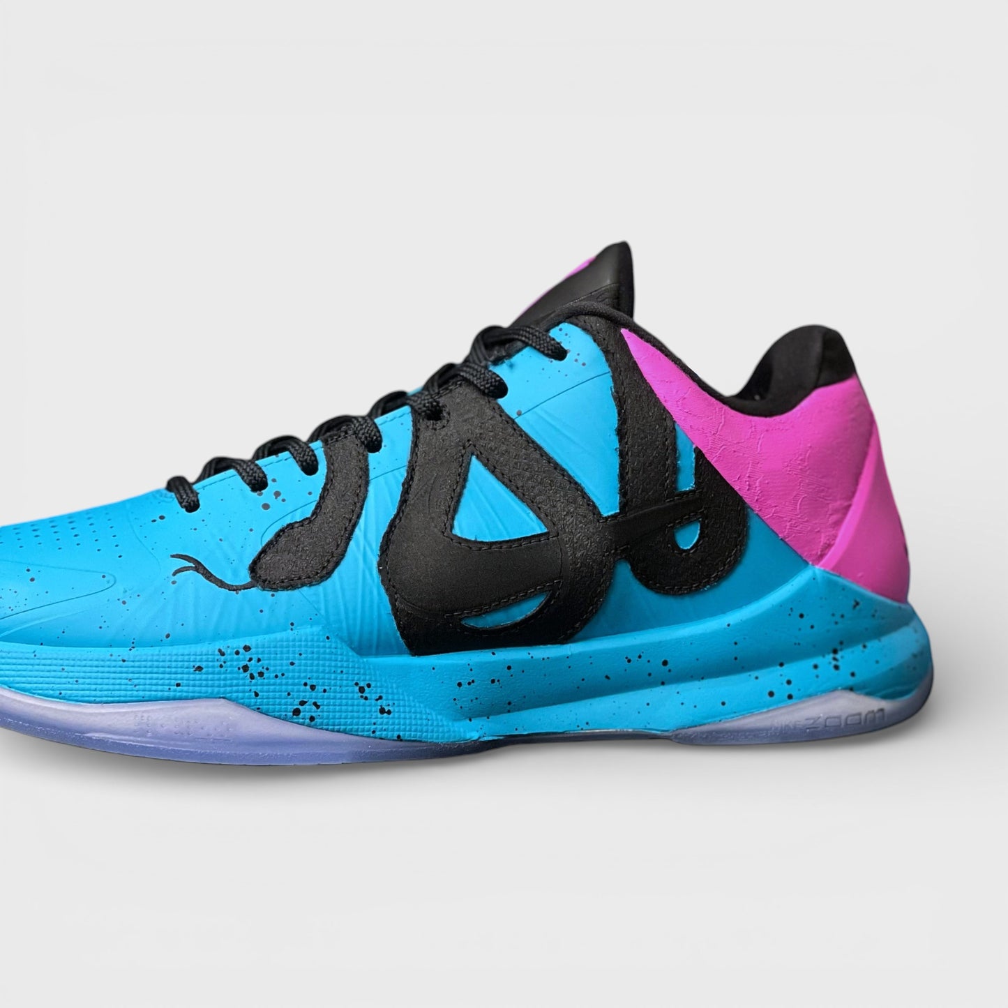 Kobe 5 "South Beach"