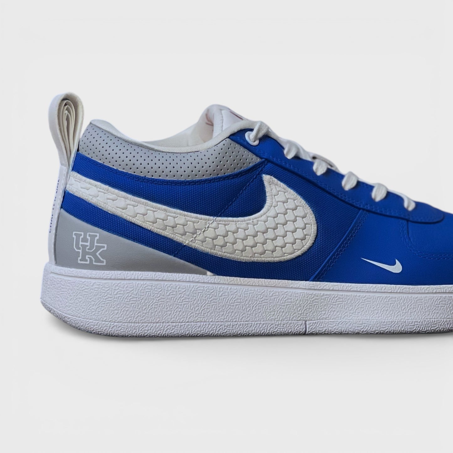 Book 1 "University Of Kentucky"