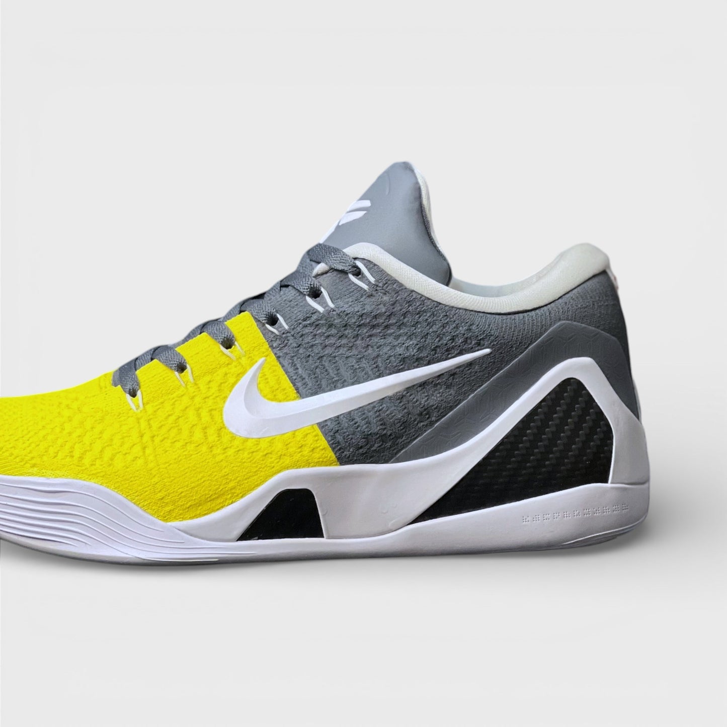 Kobe 9 "Grayish Yellow"