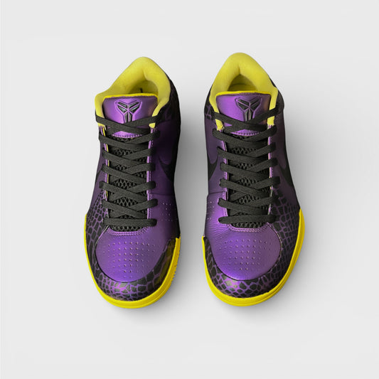 Kobe 4 "Black Mamba"